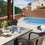 Anitea Apartament *